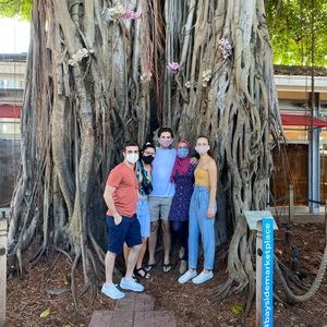 Meet your Posher, Fatima